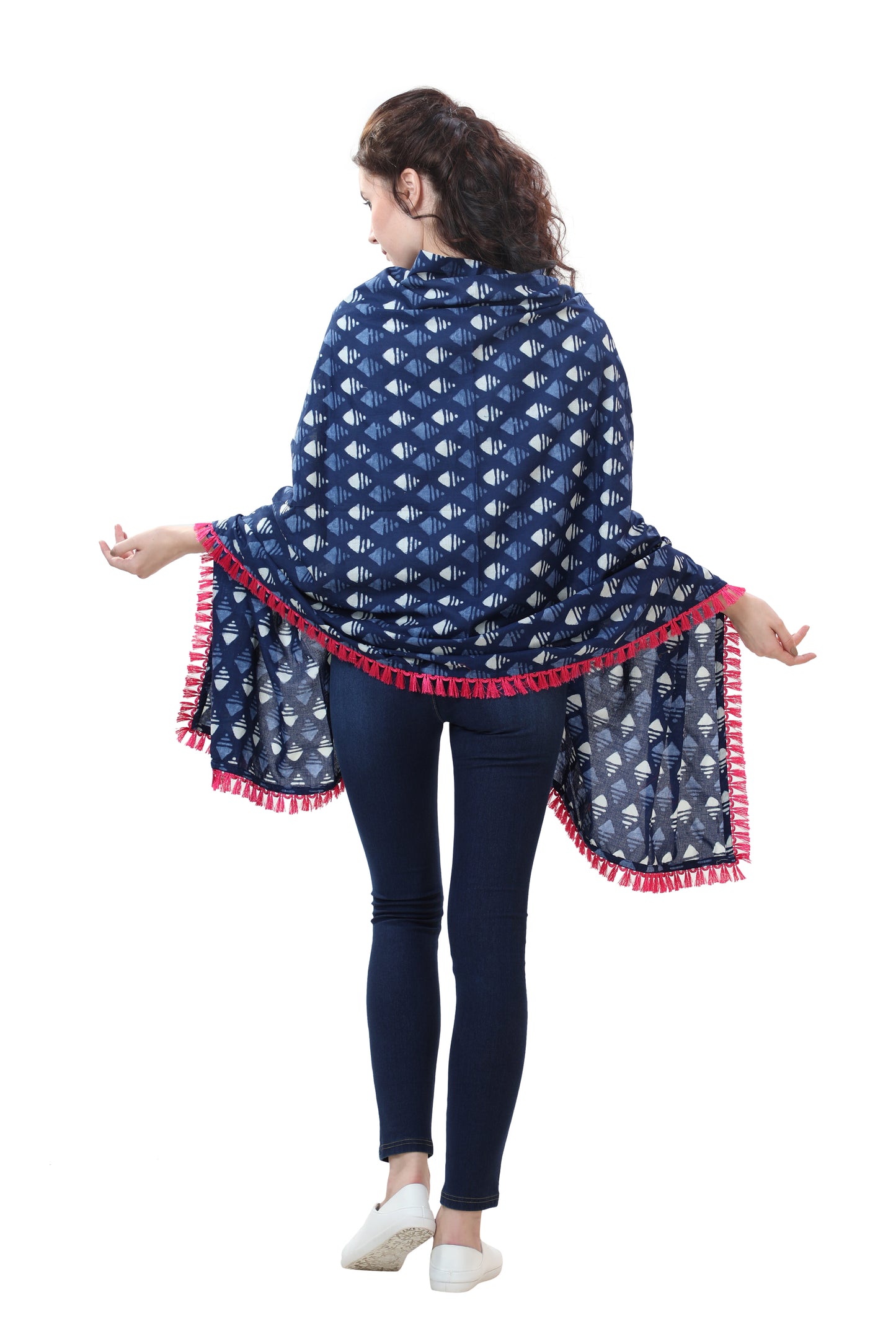 Blue and White Motif Nursing Cover